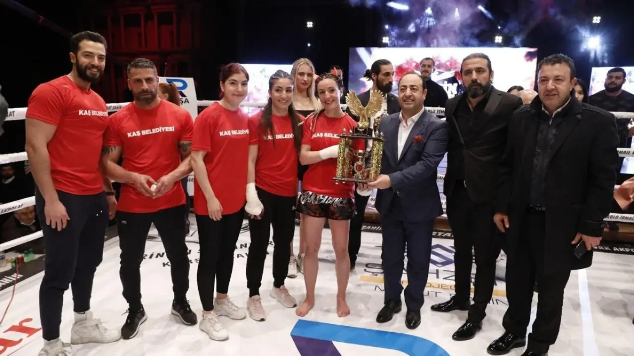 “Doğan Kardeşler’den Muaythai Dünya Şampiyonasında Gururlandıran Başarı”