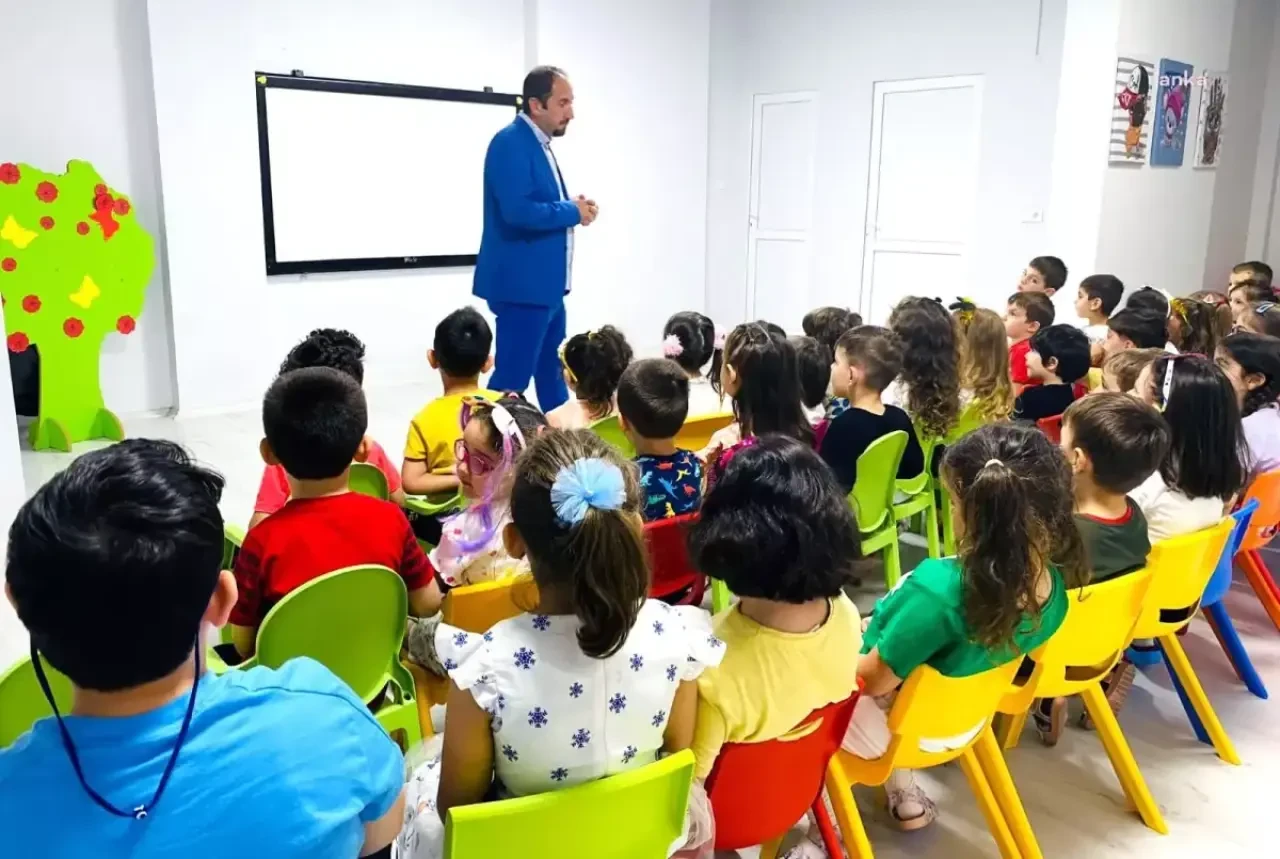 “Eğitimcilere Müjde: 2025, %300 Ödenek Artışıyla Altın Yıl Olacak”