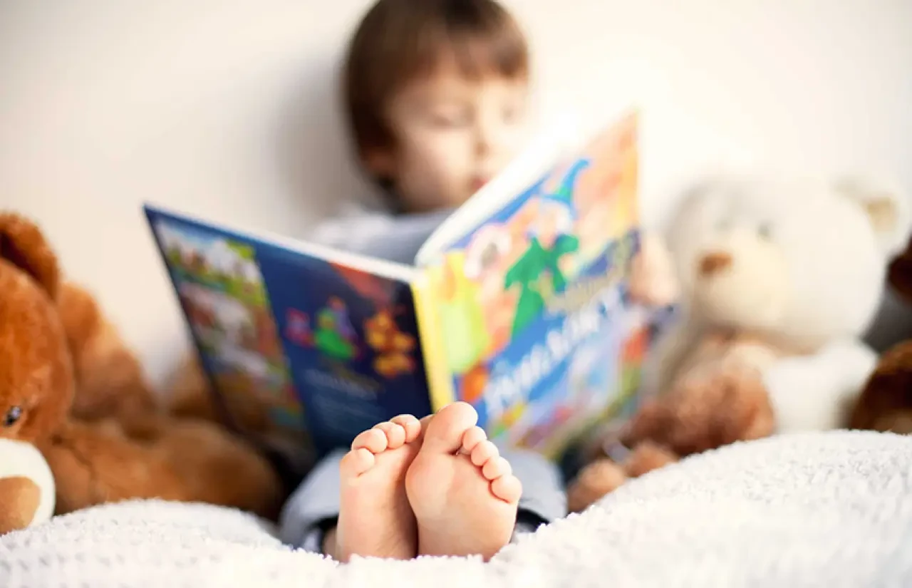 Aileler Çocuklara Kitap Okuma Alışkanlığını Nasıl Kazandırır?