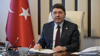 Adalet Bakanı Tunç'tan Sert Uyarı: Trafikte Yol Kesmeye ve Meskun Mahalde Ateş Açmaya 5 Yıla Kadar Hapis Cezası!