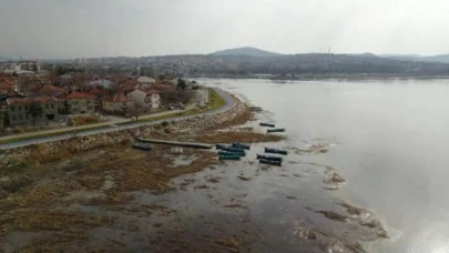 Beyşehir Gölü'nde Su Seviyesi Endişe Verici Bir Şekilde Azaldı