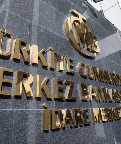 “Merkez Bankası 2025 Yıl Sonu Dolar ve Faiz Beklentilerini Açıkladı”