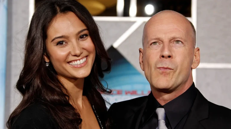 “Bruce Willis’in Eşinden Yürek Burkan Sözler: ‘O Hatırlamasa da Ben Onun Eşi Olduğumu Asla Unutmayacağım’”